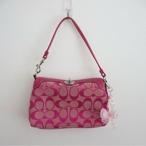 💗 Coach pink monogram mini bag 💗